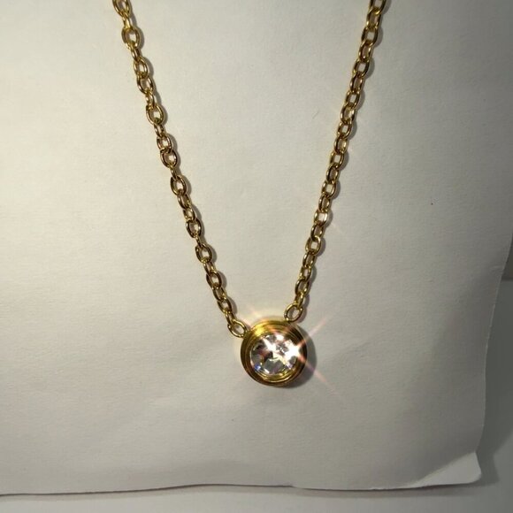 18K Gold Plated Stainless Steel Crystal Pendant Necklace - Picture 3 of 5